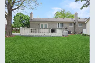 37183 Vargo, Livonia, MI 48152 - Photo 7