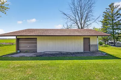 19380 E Chippewa Drive, Chippewa Lake, MI 49320 - Photo 33