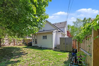 749 Lockwood Street NE, Grand Rapids, MI 49503 - Photo 15