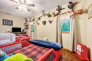 7702 N Gleneagle Dr, Kalamazoo, MI 49048 - Photo 27
