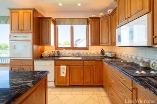 34 Regal Ct, Zeeland, MI 49464 - Photo 13