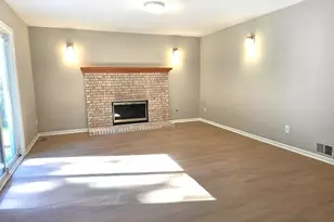 7023 Foxcreek Dr, Canton, MI 48187 - Photo 11
