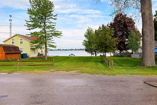 5175 Pleasant Valley Rd, Manitou Beach, MI 49253 - Photo 3