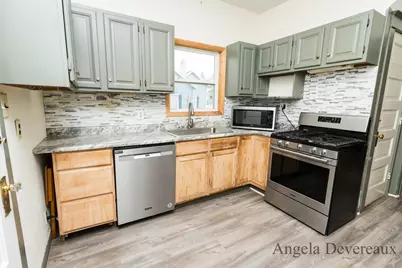 110 E Main Street, Edmore, MI 48829 - Photo 15