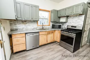 110 E Main St, Edmore, MI 48829 - Photo 15