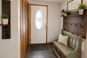 536 N Clyde Rd, Midland, MI 48640 - Photo 9