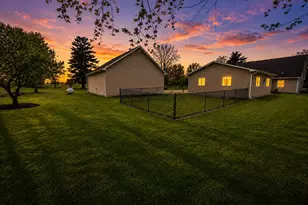 536 N Clyde Rd, Midland, MI 48640 - Photo 3