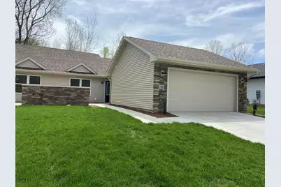 728 Violet Way, Saint Joseph, MI 49085 - Photo 3