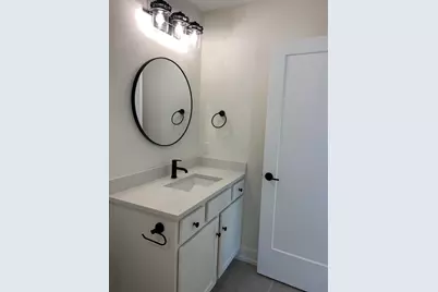 728 Violet Way, Saint Joseph, MI 49085 - Photo 13