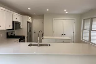 730 Violet Wy, Saint Joseph, MI 49085 - Photo 7
