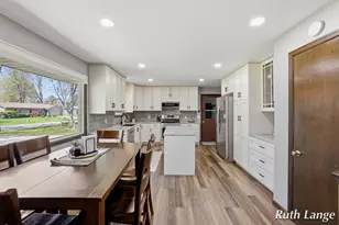 4738 Cranwood Ave SW, Wyoming, MI 49509 - Photo 5