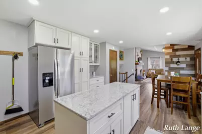 4738 Cranwood Avenue SW, Wyoming, MI 49509 - Photo 9