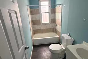 17206 Fenelon St, Hamtramck, MI 48212 - Photo 7