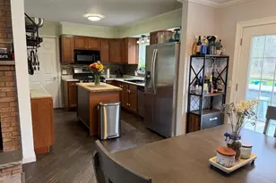 3733 Ridgefield Rd, Lansing, MI 48906 - Photo 5