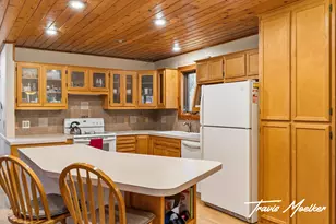 10714 Lovers Ln NW, Grand Rapids, MI 49534 - Photo 11