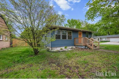 6 N Park Street NE, Cedar Springs, MI 49319 - Photo 15