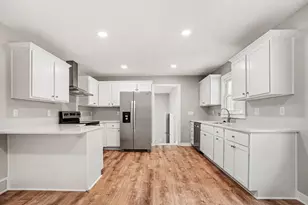 501 Marcelletti Ave, Paw Paw, MI 49079 - Photo 5
