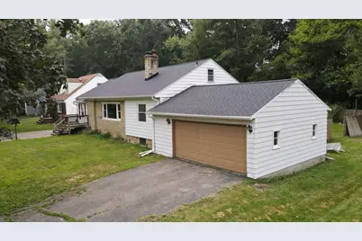 501 Marcelletti Avenue, Paw Paw, MI 49079 - Photo 1