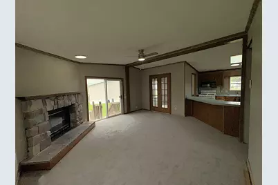 388 Laurel Drive, Monroe, MI 48161 - Photo 9