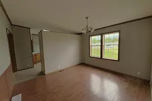388 Laurel Dr, Monroe, MI 48161 - Photo 3