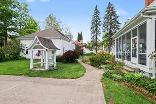 208 W Prospect St, Marshall, MI 49068 - Photo 27