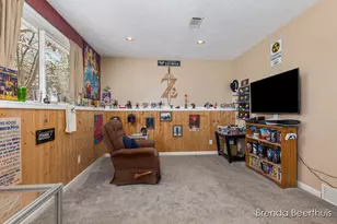 10950 Debbie Dr, Greenville, MI 48838 - Photo 23