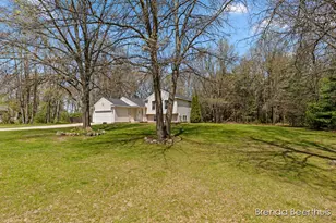 10950 Debbie Dr, Greenville, MI 48838 - Photo 33