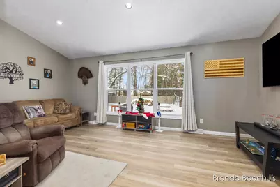 10950 Debbie Drive, Greenville, MI 48838 - Photo 5