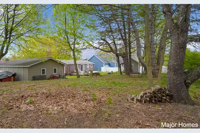 1015 Vogel Street, Ludington, MI 49431 - Photo 33