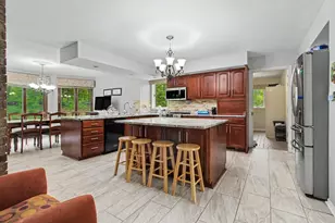 5026 Arbor Valley Ln, Ann Arbor, MI 48105 - Photo 7
