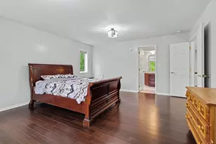 5026 Arbor Valley Ln, Ann Arbor, MI 48105 - Photo 27