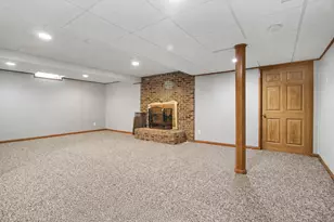 5026 Arbor Valley Ln, Ann Arbor, MI 48105 - Photo 43
