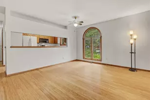 643 Crestview St, Holland, MI 49423 - Photo 9