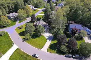 146 Summerfield Ct SW, Grandville, MI 49418 - Photo 5