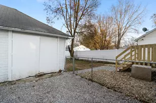 317 Orange St, Jackson, MI 49202 - Photo 41