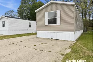 1436 Sarnia St, Norton Shores, MI 49444 - Photo 3