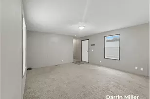 1436 Sarnia St, Norton Shores, MI 49444 - Photo 13