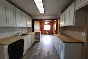 3622 19th St, Wyandotte, MI 48192 - Photo 3