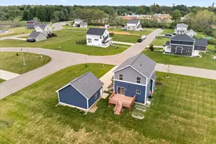 447 Oakwood Dr, Charlotte, MI 48813 - Photo 49
