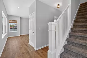 447 Oakwood Dr, Charlotte, MI 48813 - Photo 11