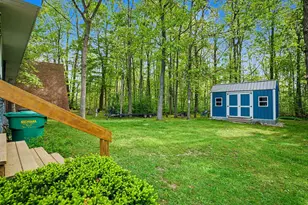 50085 E Lake Shore Dr, Dowagiac, MI 49047 - Photo 15