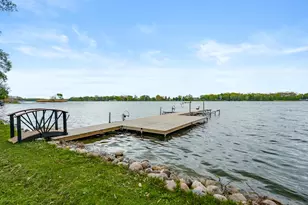 8239 W Long Lake Dr, Kalamazoo, MI 49048 - Photo 3