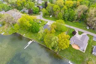8239 W Long Lake Dr, Kalamazoo, MI 49048 - Photo 37