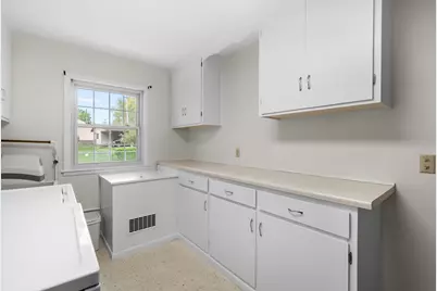 8239 W Long Lake Drive, Kalamazoo, MI 49048 - Photo 15