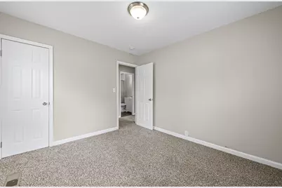 20480 Mada Avenue, Southfield, MI 48075 - Photo 15