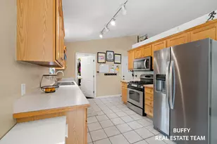 15892 Groesbeck St, Grand Haven, MI 49417 - Photo 9