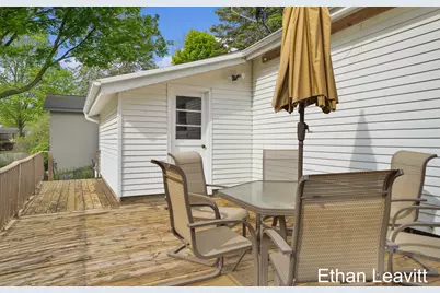 407 S Lincoln Street, Portland, MI 48875 - Photo 7