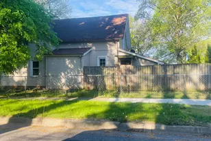 412 Quarry St, Jackson, MI 49201 - Photo 5