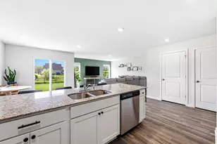 4267 Country Meadows Dr, Kalamazoo, MI 49048 - Photo 9
