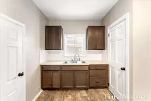 823 Union Ave SE, Grand Rapids, MI 49507 - Photo 5